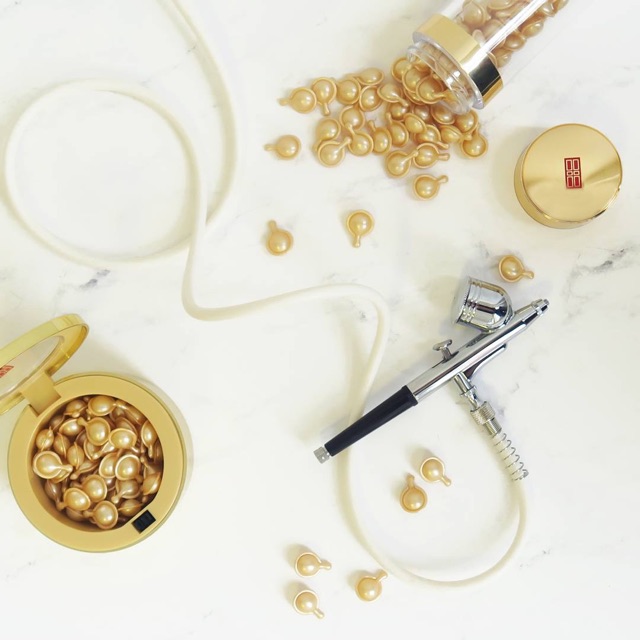 Tinh chất dưỡng da dạng viên nang Elizabeth Arden Ceramide Capsules