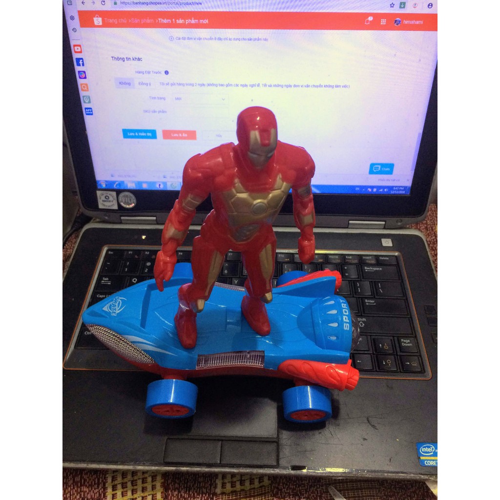 Hộp xe hơi pin đèn Iron Man / Batman / Super Hulk ván trượt - Người sắt / Người dơi / Người xanh ván trượt pin