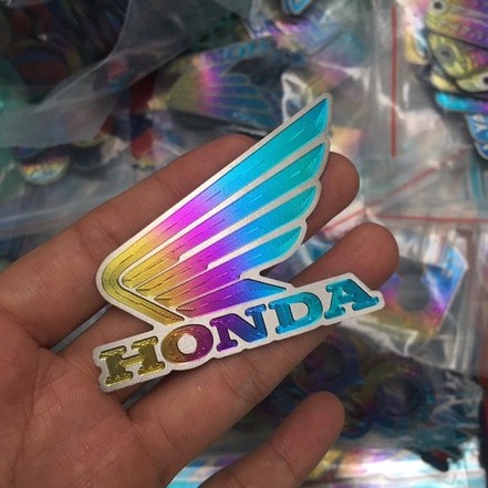 Tem Titan logo các dòng xe Yamaha, Honda, SYM có sẵn keo dán 3M dùng để trang trí làm đẹp nổi bật xế yêu của bạn