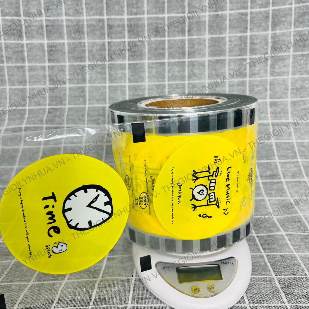 Cuộn màng dập ly trà sữa, màng ép ly nhựa, cuộn màng ép ly từ 300 đến 700ml, màng dập cốc in sẵn đủ 2400 logo mẫu 779