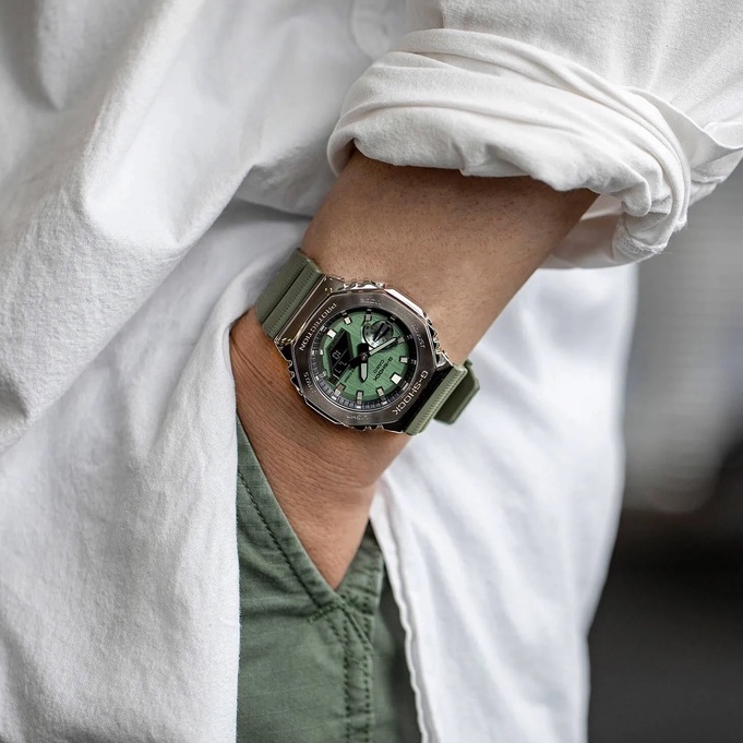 Đồng hồ nam Casio G-Shock GM-2100 / GM-2100B-3A chống va đập, chống nước 200m, hàng chính hãng bảo hành 05 năm