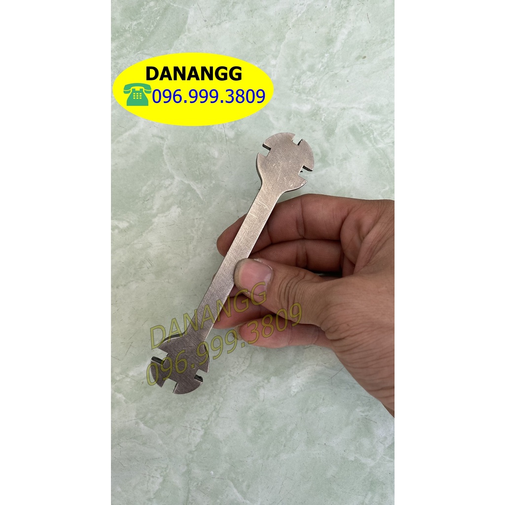Cờ lê cân vành tăm xe máy inox