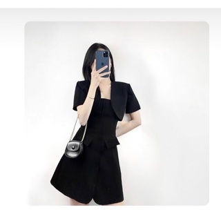 Set jumpsuit hai dây short kèm khoác
