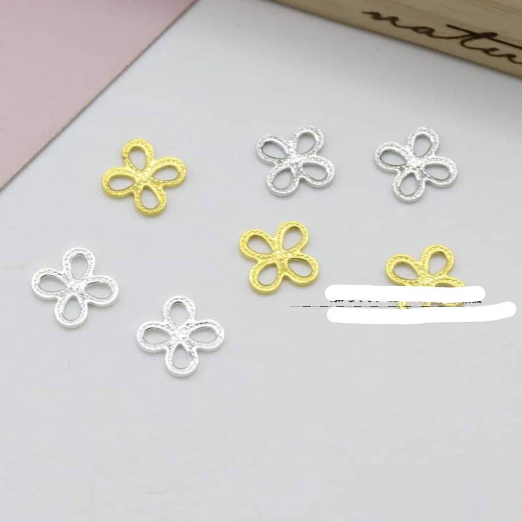 (10 cái)Phiến kim loại cỏ may mắn 10mm, Nguyên liệu làm trang sức cổ trang, Nguyên liệu diy