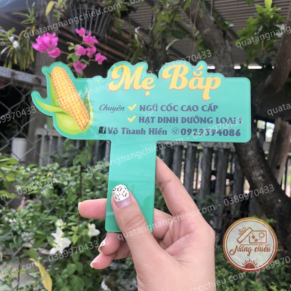 Bảng hiệu cầm tay dành cho shop bán hàng  online, shop bán các loại hạt ngũ cốc, hạt dinh dưỡng, chất liệu mica an toàn