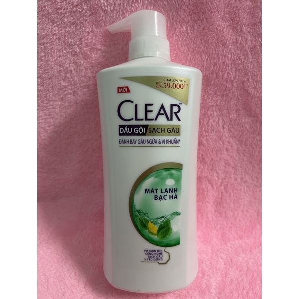 Dầu Gội Sạch Gàu Clear Mát Lạnh Bạc Hà Chai 650G