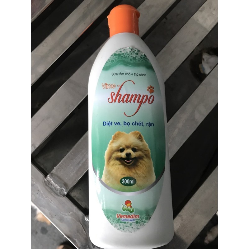 SỮA TẮM ĐẶC TRỊ VE RẬN CHO CHÓ MÈO