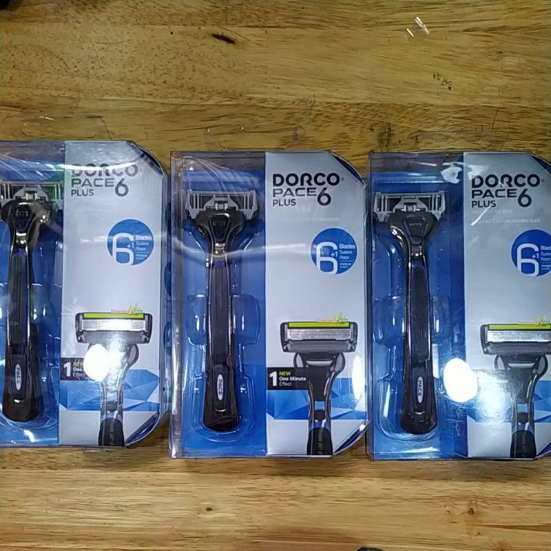 Dao Cạo Râu 6 Lưỡi Dorco Pace 6 Plus SXA SXA 5001-PT (6 Lưỡi + Đầu Cắt Tóc Mai)