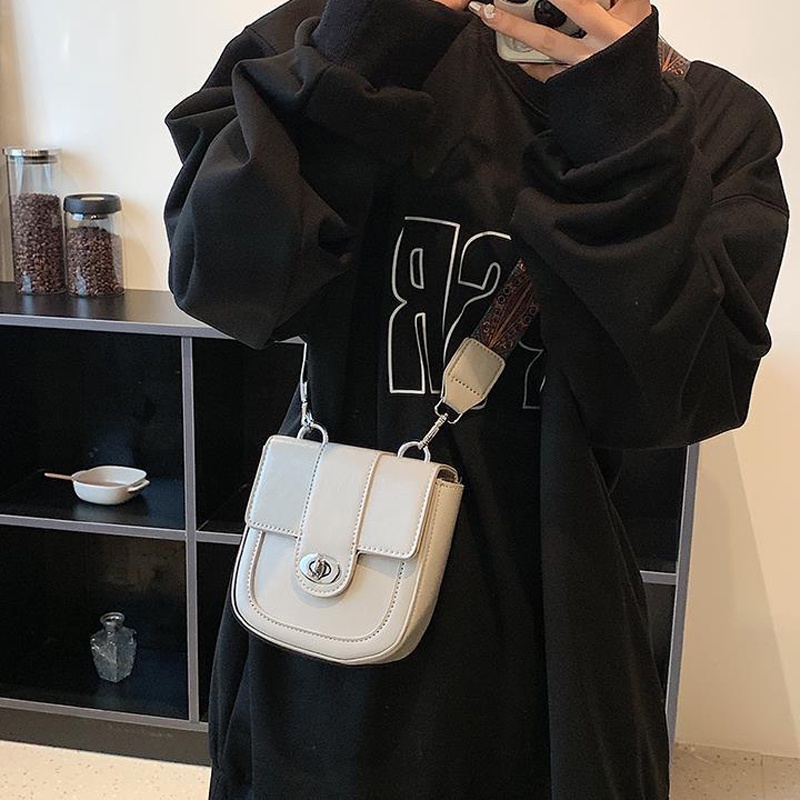 Túi Đeo Chéo Vai Kiểu Yên Ngựa niche Thời Trang Dành Cho Nữ