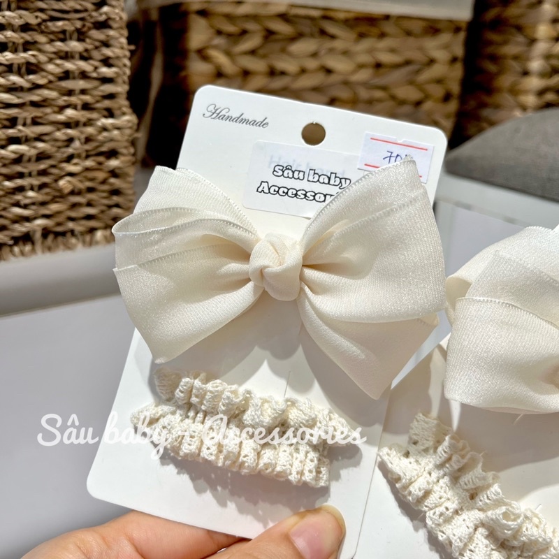 Sét hai kẹp nơ handmade màu kem điệu đà cho bé