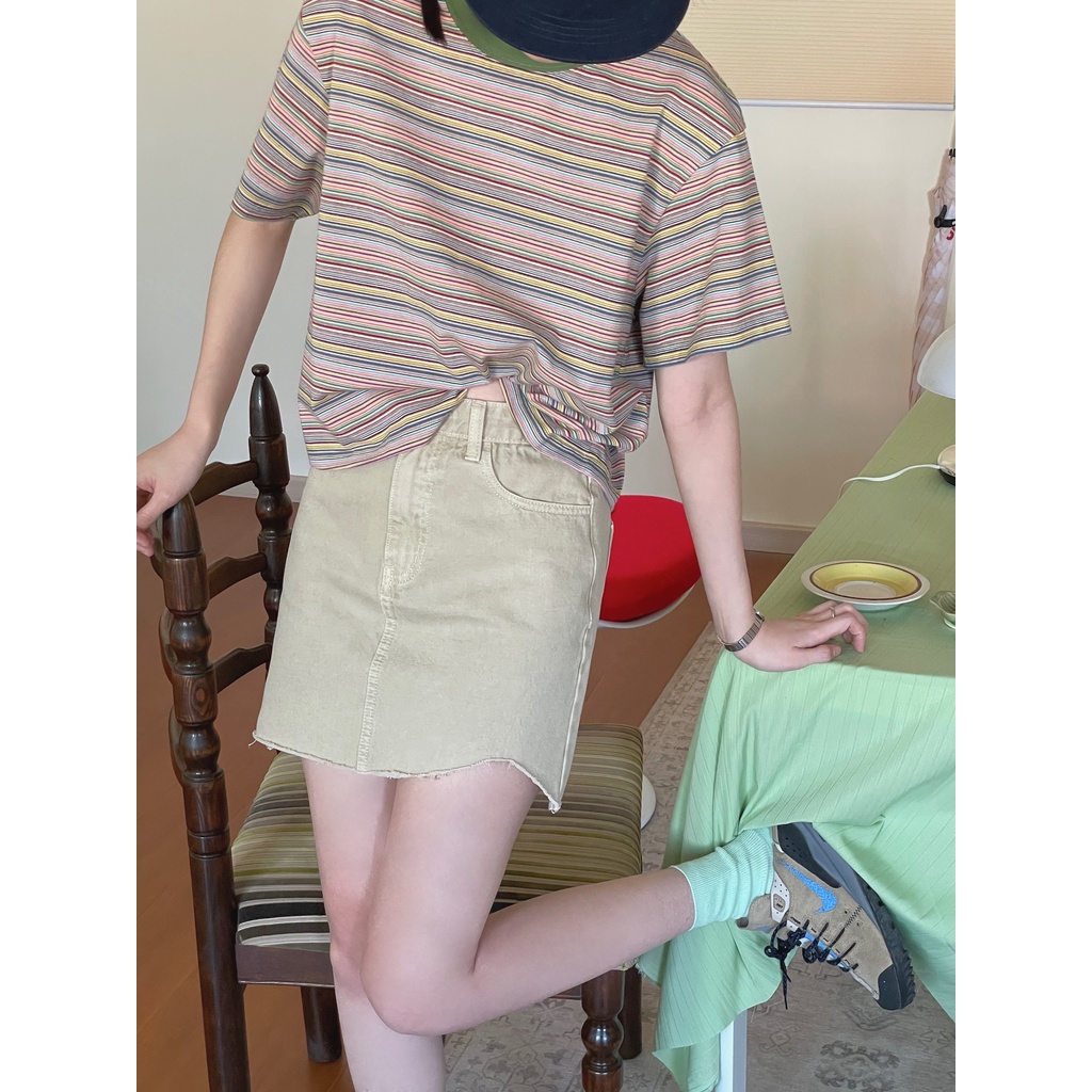 Áo Thun Nữ Ngắn Tay Cổ Tròn Sọc Ngang Thời Trang