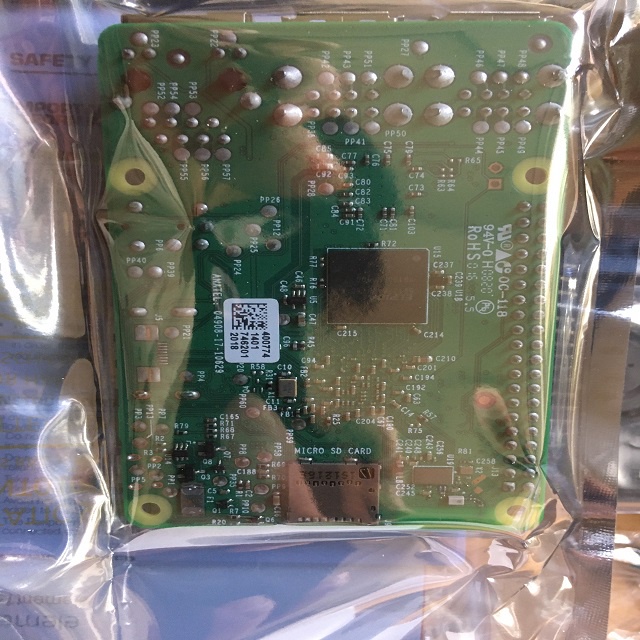 Combo máy Tính Raspberry Pi 3 Model B+ Made In UK | BigBuy360 - bigbuy360.vn