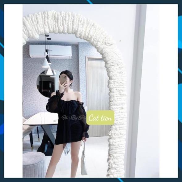 Đầm body trễ vai tay kính đính nơ