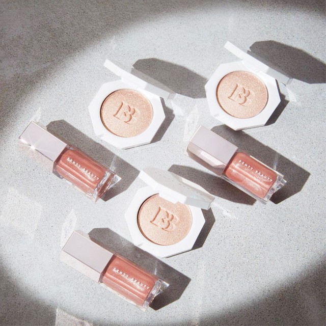 Set Son Bóng & Highlight Mini Fenty Beauty Bomb Baby Mini Lip And Face Set | BigBuy360 - bigbuy360.vn
