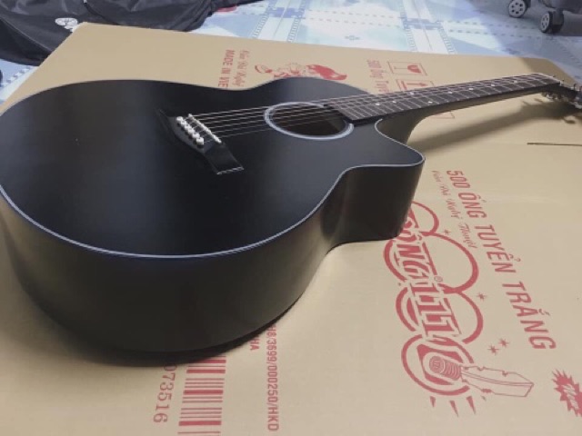 Đàn guitar acoustic + capo fender