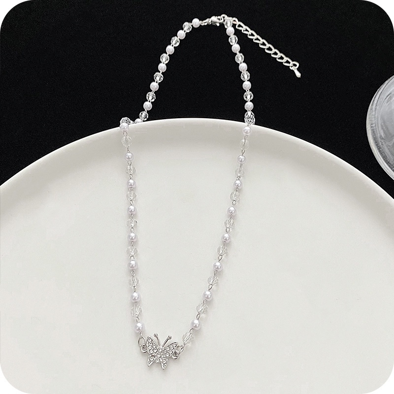 Vòng cổ mặt bướm đính đá pha lê và ngọc trai thiết kế thời trang