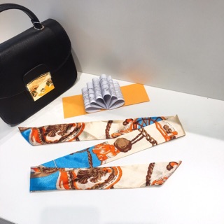 Khăn lụa quấn túi - phụ kiện túi xách