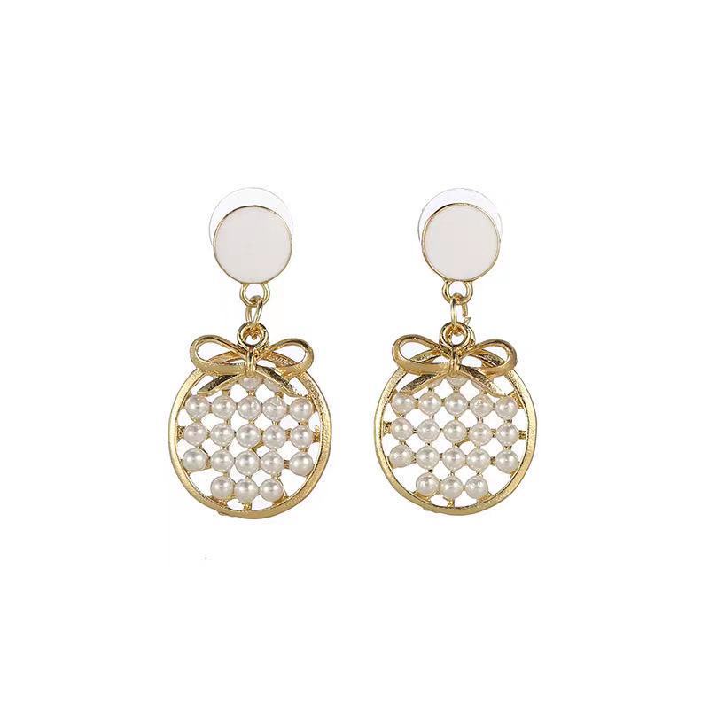 Đôi Khuyên Tai Tua Rua Đính Ngọc Trai Thời Trang Cho Nữ