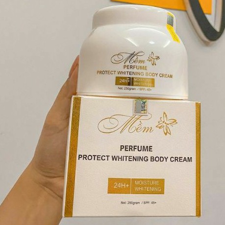 Body Mềm Nước Hoa A Cosmetic Phương Anh 2020