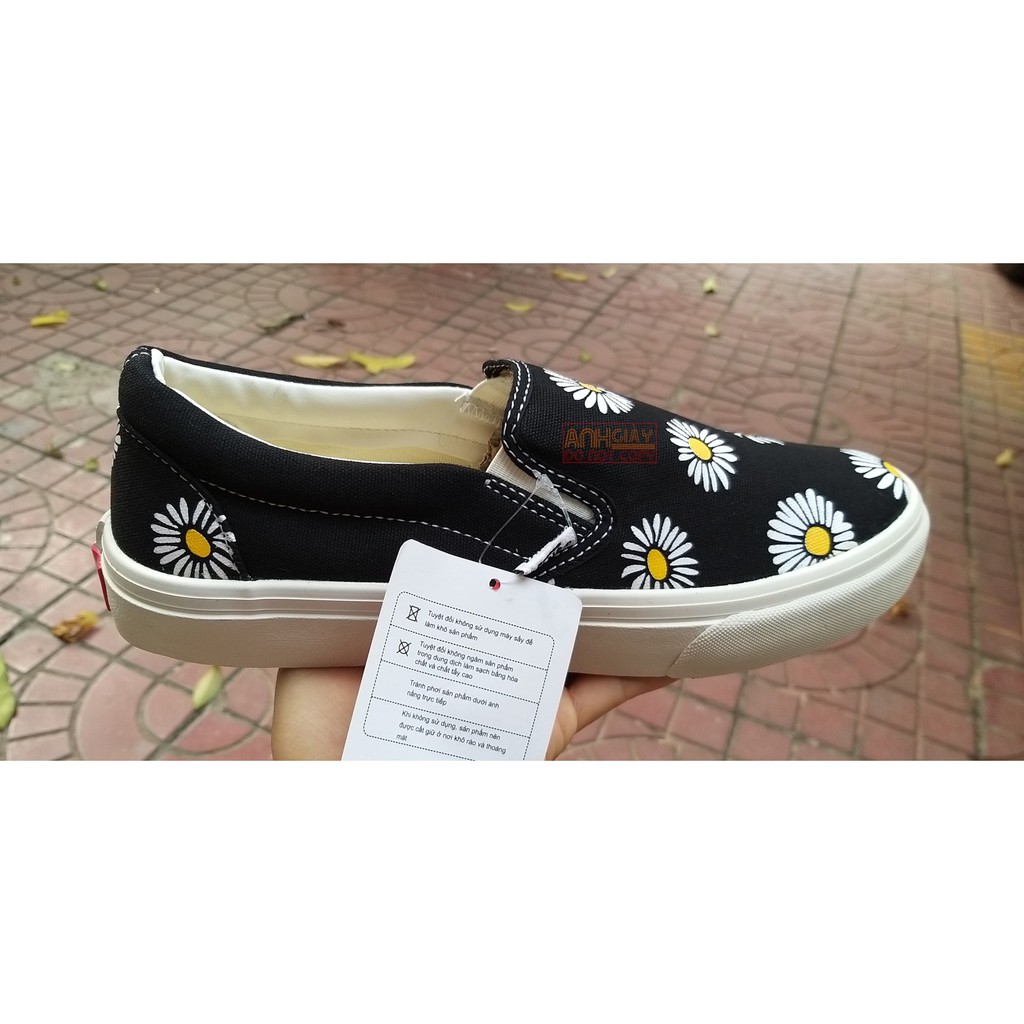 Giày Việt Nam Xuất khẩu dạng Lười (slip on) Hoa cúc họa mi kèm hộp đẹp