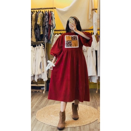 Đầm đỏ Tết chắp vải Gà vintage