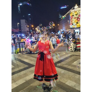 Đầm xòe bé gái màu đỏ rực rỡ thanh ly