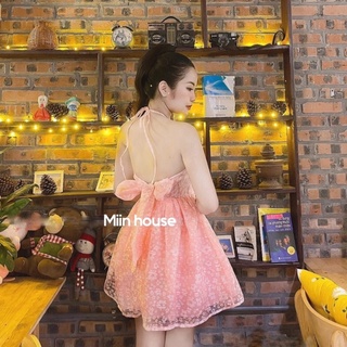 Váy ép hoa nổi cổ yếm nơ lưng