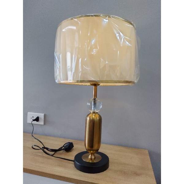 Đèn bàn  cao cấp, đèn táp gường phòng ngủ, đèn trang trí,  tặng kèm bóng led, BH 12T; Đèn bàn trang trí, đèn bàn decor