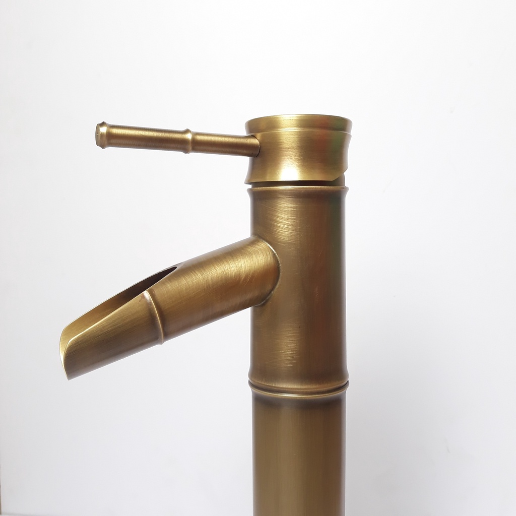 (Tặng kèm dây cấp nước)Vòi Lavabo, vòi bồn rửa mặt chất liệu đồng thiết kế thân trúc độc đáo, lạ mắt sang trọng cao 30cm
