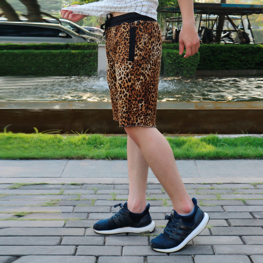 Quần shorts Nam Narsis S5005 họa tiết da báo mạnh mẽ