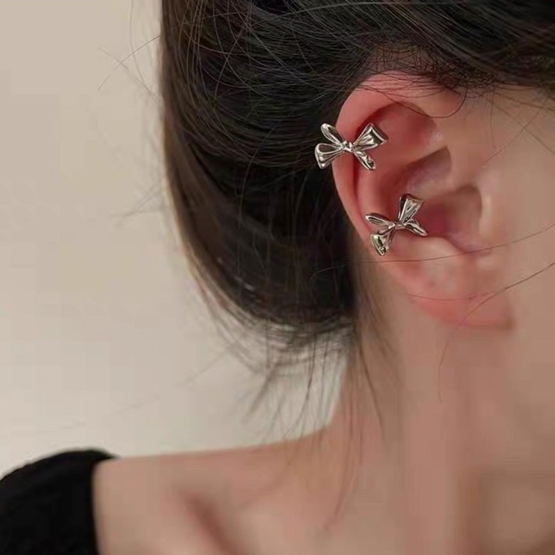 Bông tai nơ xinh xắn - kẹp vành không cần bấm