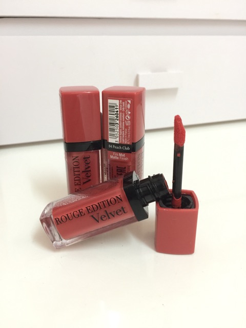 Son Bourjois rouge edition velvet màu 04