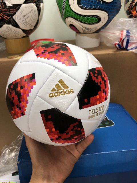 Bóng đá  WORD CUP 2018 da mờ size 4 5 ( màu chọn ngẫu nhiên)