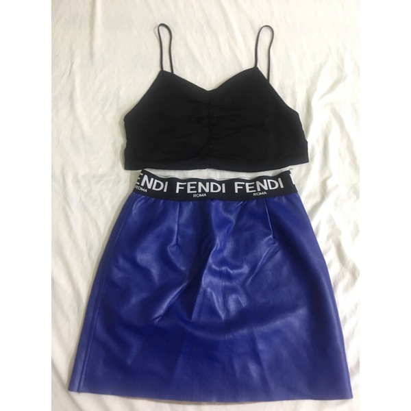 Áo 2s Dchic M và Váy da Fendi M