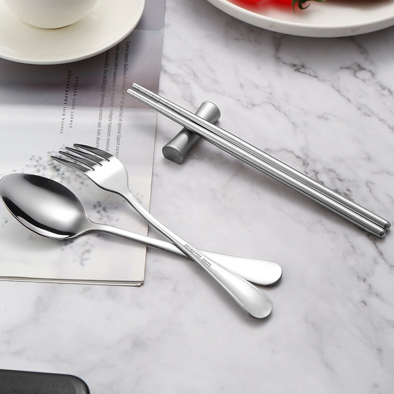 Bộ muỗng đũa nĩa KATELV bằng thép không gỉ kèm hộp đựng dành cho học sinh