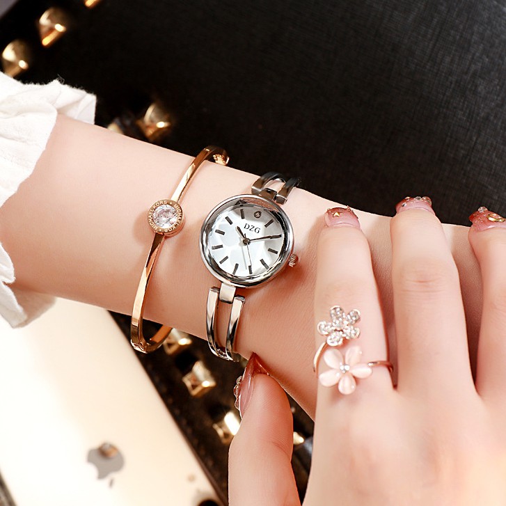 Đồng hồ nữ lắc Dzg DL02 mẫu mới cực đẹp, mặt tròn nhỏ xinh xắn | BigBuy360 - bigbuy360.vn