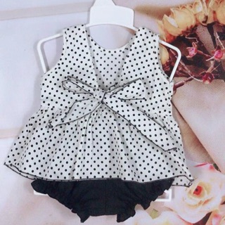 Set chấm bi đính gấu + quần đen