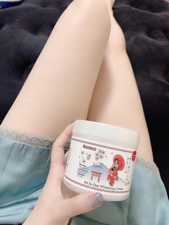 Kem ủ trắng Hasuko 280g Nhật Bản