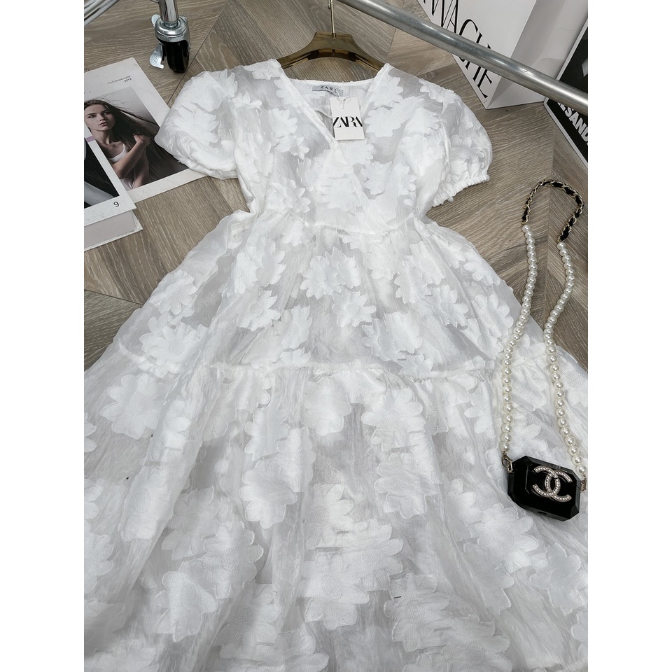 Đầm babydoll ren hoa cổ V dáng xòe xinh xắn TL135