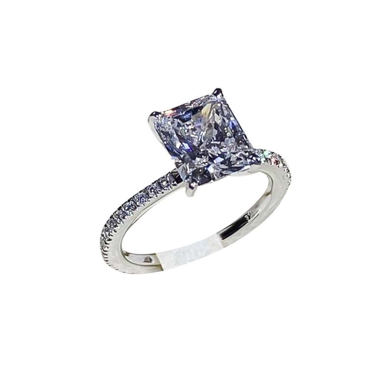 Nhẫn cưới đính đá topaz phong cách công chúa
