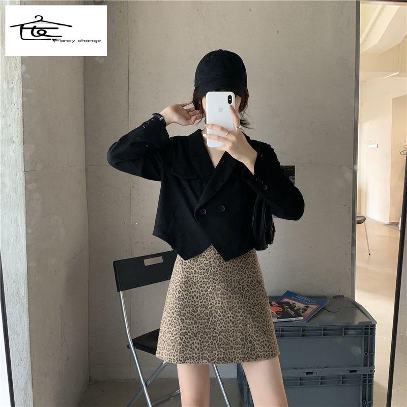 Áo Khoác Vest Dáng Ngắn Dễ Phối Đồ Thời Trang Xuân Thu Cho Nữ