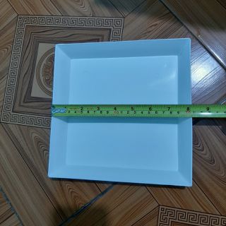 Đĩa lót chậu cây bằng nhựa vuông lọt lòng đáy 18cm