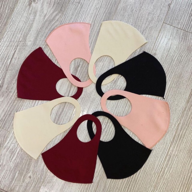 Combo 3 khẩu trang - tặng khách giá 1k