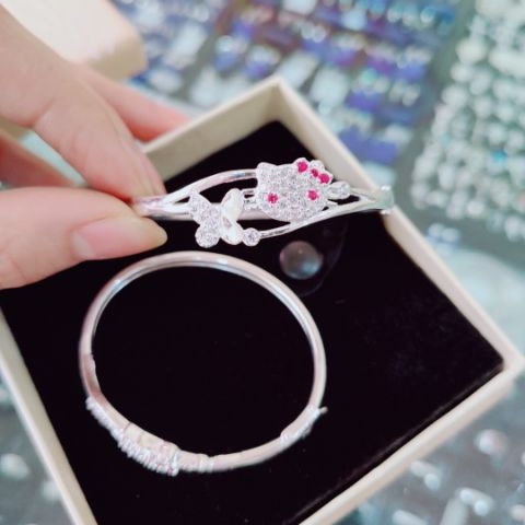 Vòng tay bạc Vòng kiềng tay mặt mèo Hello Kitty cho bé Van jewelry V10666