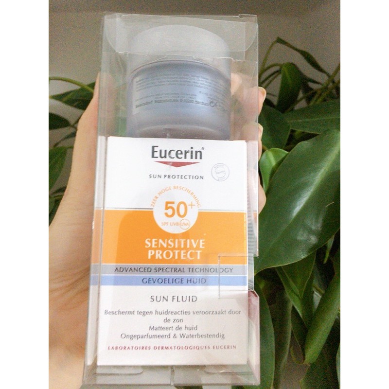 Set kem chống nắng Eucerin Sun Protection Sensitive Protect TẶNG  kem dưỡng ẩm ban đêm 20ml