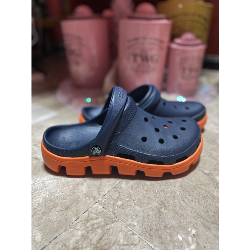 dép Cross khủng long busy UNISEX full - đen đỏ