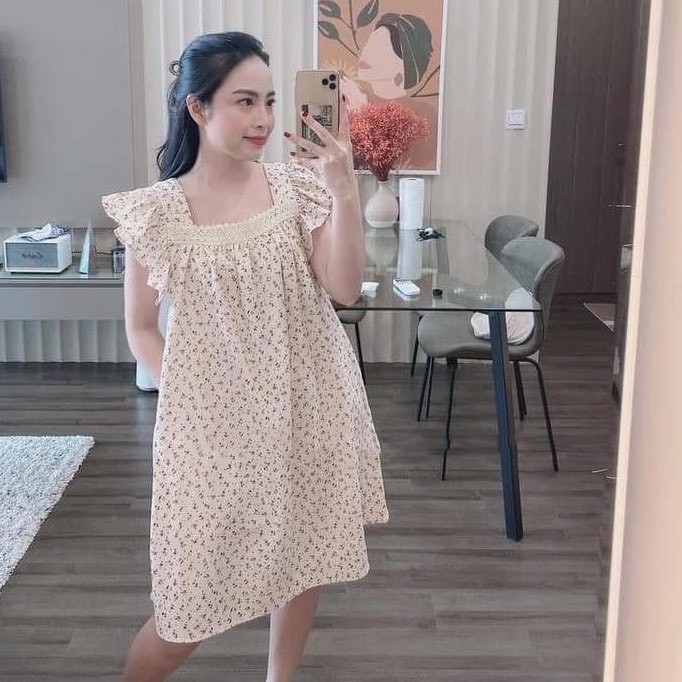 Váy bầu thiết kế thời trang hoa nhí đẹp Aidenshop màu kem freesize