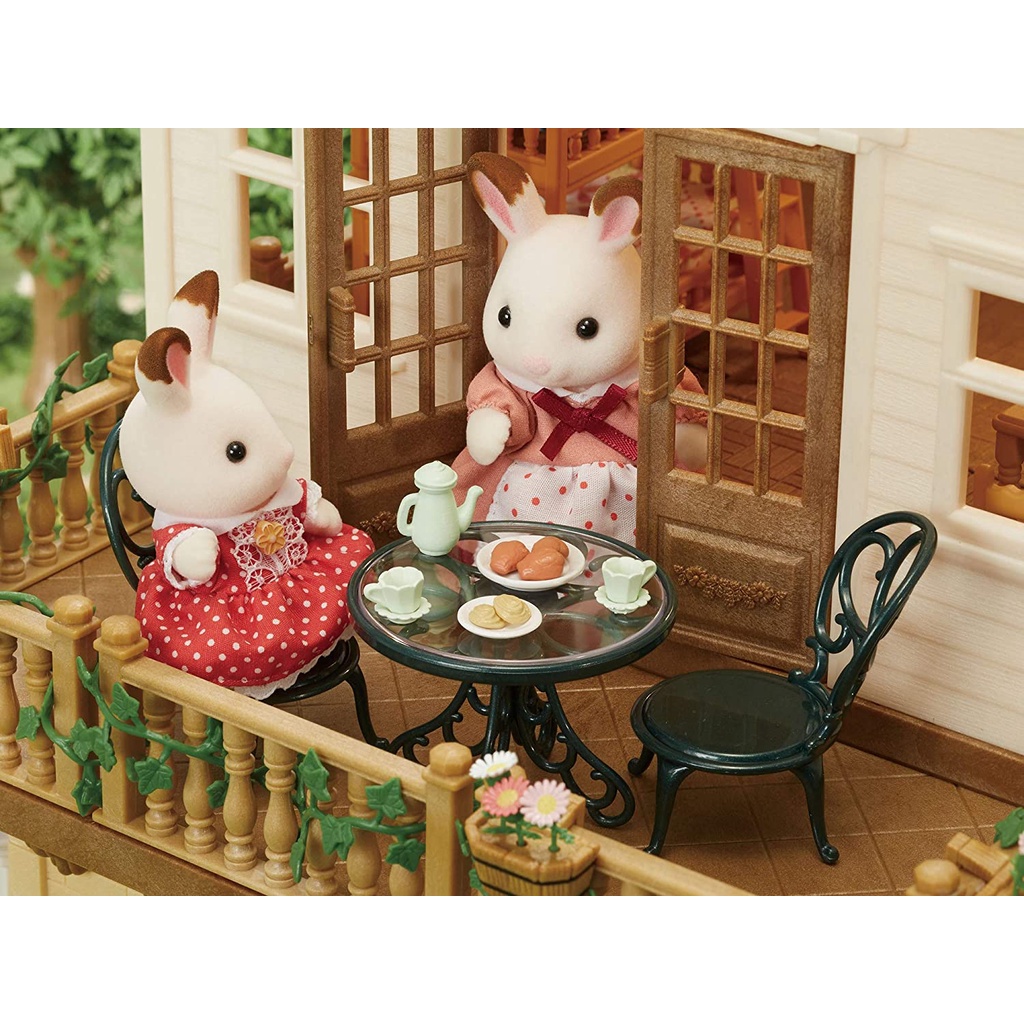 Đồ Chơi Sylvanian Families Bộ Bàn Ghế Ngoài Vườn Ornate Garden Table and Chairs