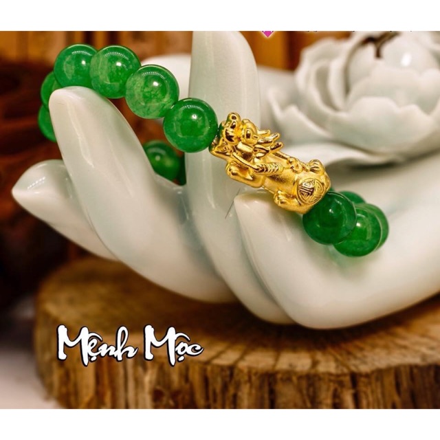 Vòng đá phong thuỷ mệnh Mộc