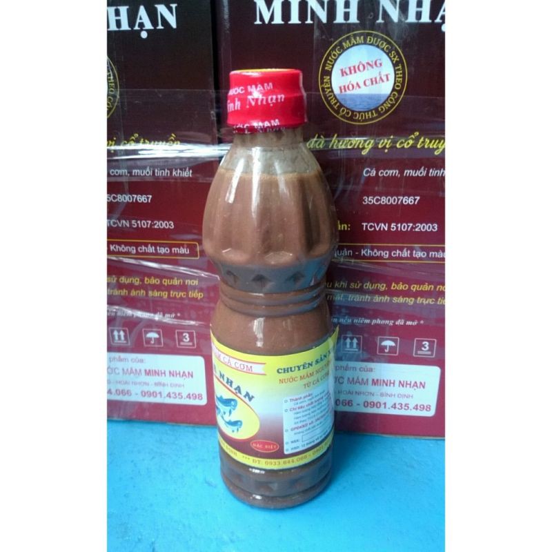 Nước mắm truyền thống Minh Nhạn ; Mắm nêm hảo hạng Minh Nhạn.